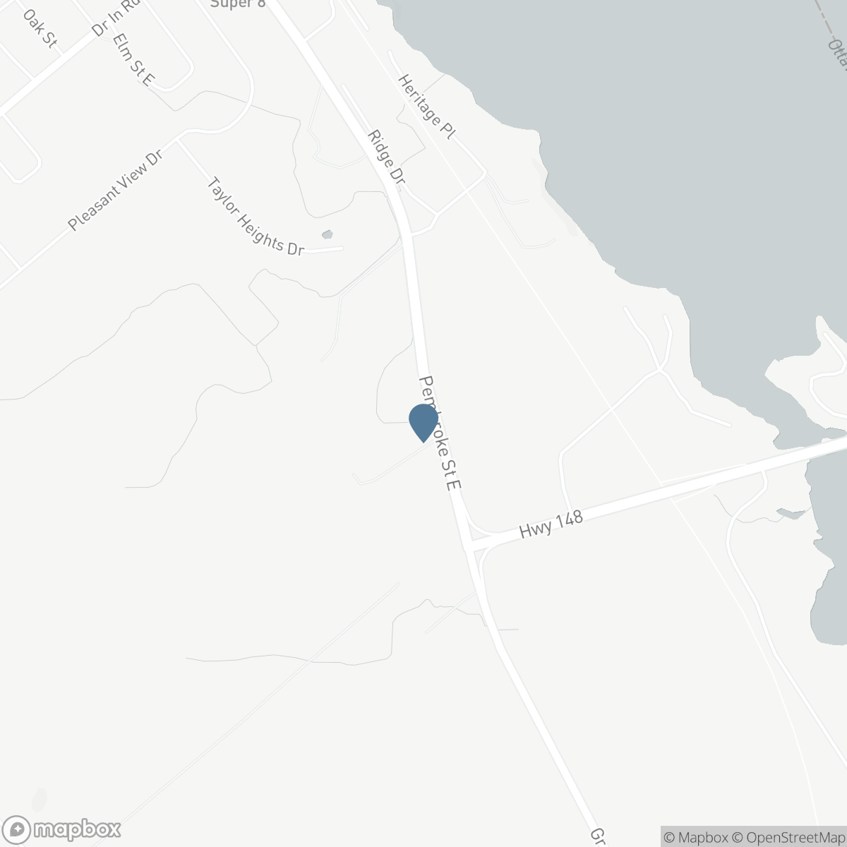 1390 PEMBROKE STREET E, Pembroke, Ontario K8A 6W2